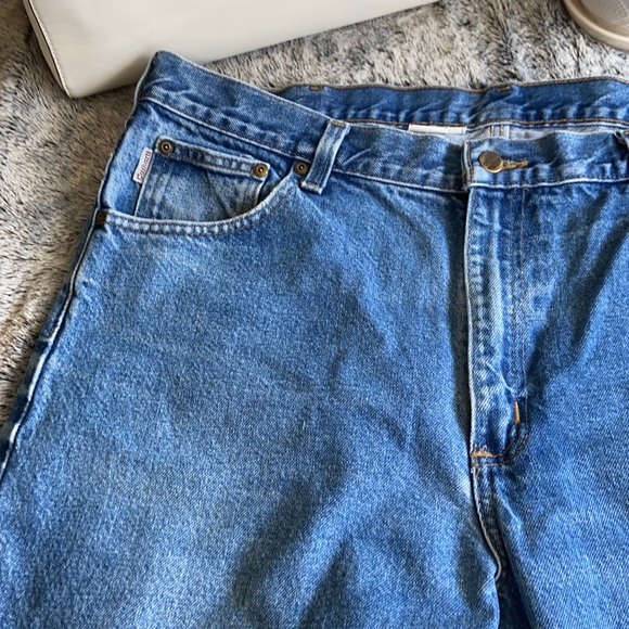 Carhartt Destroyed Mom Jeans Ultra High Waisted - Picture 8 of 15